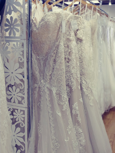 Bridal Shop «Bridal Galleria of Texas», reviews and photos, 7319 San Pedro Ave, San Antonio, TX 78216, USA