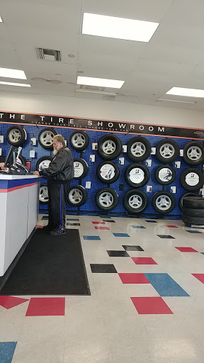 Tire Shop «Firestone Complete Auto Care», reviews and photos, 10407 Folsom Blvd, Rancho Cordova, CA 95670, USA