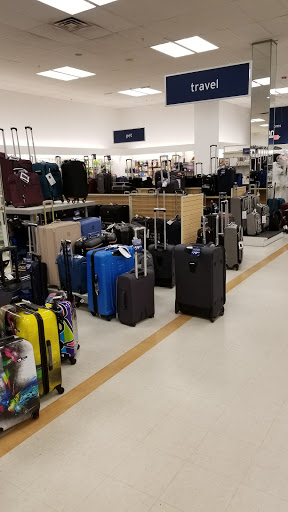 Department Store «Marshalls», reviews and photos, 795 Montauk Hwy, West Babylon, NY 11704, USA