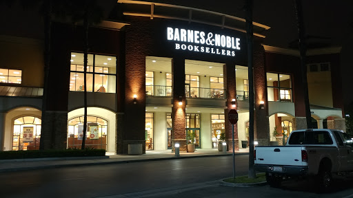 Book Store «Barnes & Noble Booksellers Ventura», reviews and photos, 4820 Telephone Rd, Ventura, CA 93003, USA