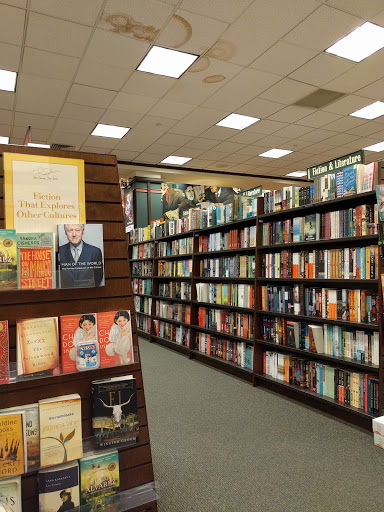 Book Store «Barnes & Noble», reviews and photos, 4300 Montgomery Rd, Ellicott City, MD 21043, USA