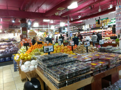 Produce Market «Sheepshead Bay Fruits & Vegetables Market», reviews and photos, 1717 Avenue Z, Brooklyn, NY 11235, USA