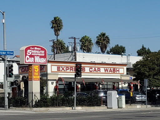 Car Wash «La Brea 5-minute Express Car Wash», reviews and photos, 868 South La Brea Ave, Inglewood, CA 90301, USA