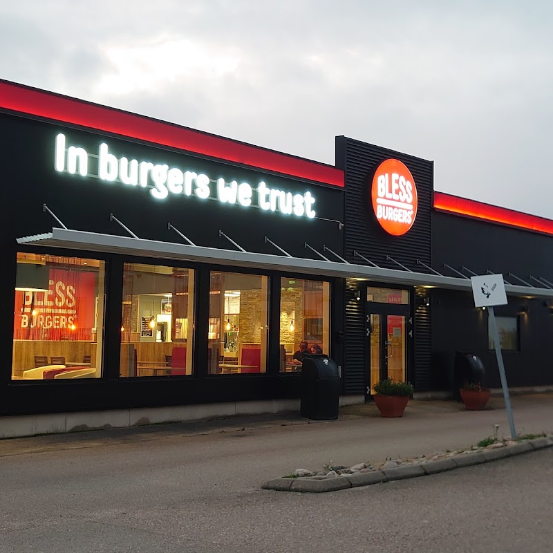 Bless Burgers Trestad Center