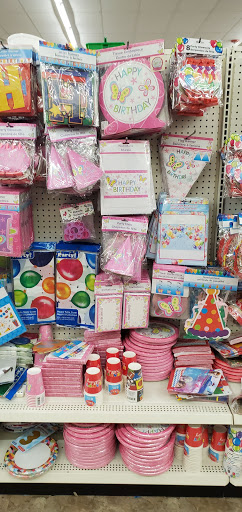 Dollar Store «Dollar Tree», reviews and photos, 1400 Park Ave, Woonsocket, RI 02895, USA