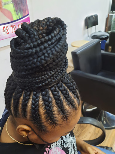 Shopping Mall «Freedom Village Shopping Center», reviews and photos, 1039 Alleghany St, Charlotte, NC 28208, USA