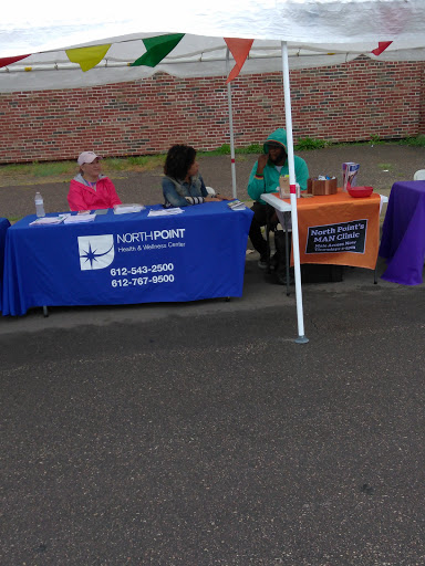 Department Store «T.J. Maxx», reviews and photos, 1300 Shingle Creek Xing, Brooklyn Center, MN 55430, USA