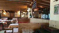 Atmosphère du Restaurant Le Paëllou à Les Deux Alpes - n°17