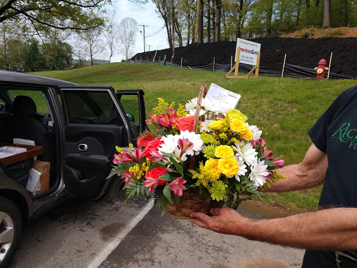Florist «Rich Mar Florist», reviews and photos, 749 Mill St, Allentown, PA 18103, USA