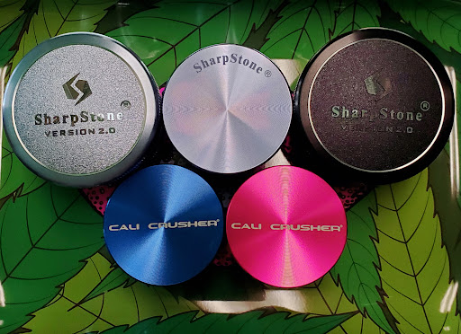 Tobacco Shop «Lightz Up Smoke Shop», reviews and photos, 660 Mantoloking Rd, Brick, NJ 08723, USA