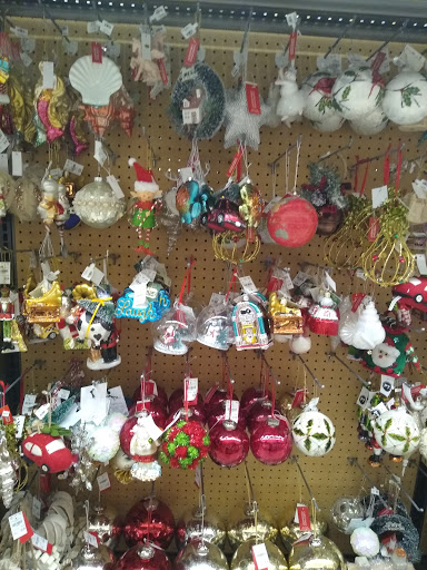 Home Goods Store «Tuesday Morning», reviews and photos, 2648 Tamiami Trail E, Naples, FL 34112, USA