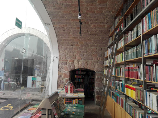 Librería de libros Universitaria Fray Alonso De La Vera Cruz