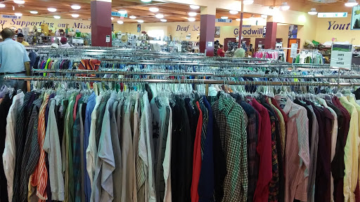 Thrift Store «Goodwill West Palm Beach/South Dixie Store & Donation Center», reviews and photos