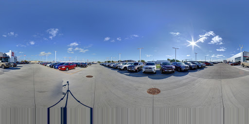 Toyota Dealer «Sam Leman Toyota Bloomington», reviews and photos, 1502 Morrissey Dr, Bloomington, IL 61701, USA