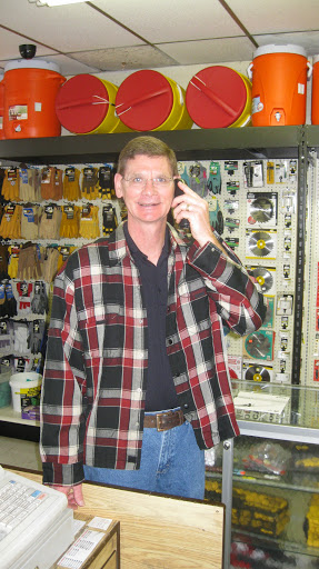 Home Improvement Store «Wiseman Hardware», reviews and photos, 233 N Hampton Rd, DeSoto, TX 75115, USA