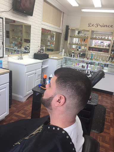 Barber Shop «Le Prince Barber Shop», reviews and photos, 270 Pulaski Blvd, Bellingham, MA 02019, USA