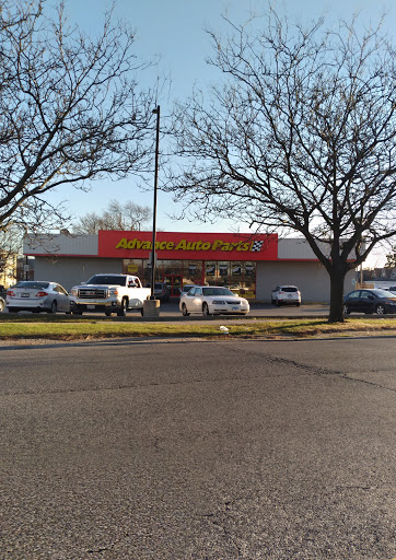 Auto Parts Store «Advance Auto Parts», reviews and photos, 6101 Ogden Ave, Cicero, IL 60804, USA