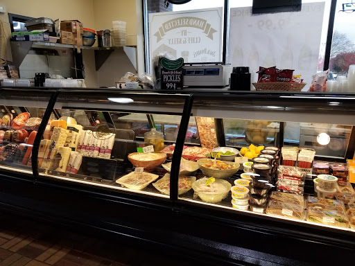 Liquor Store «Wine Palace», reviews and photos, 13971 Middlebelt Rd, Livonia, MI 48154, USA