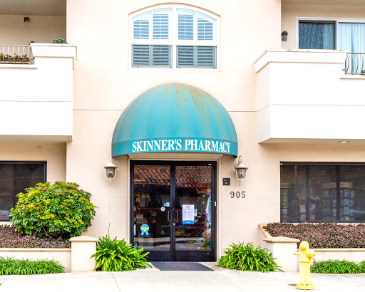 Skinners Pharmacy, 905 Deep Valley Dr, Rolling Hills Estates, CA 90274, USA, 