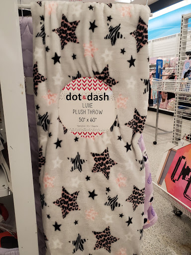 Clothing Store «Ross Dress for Less», reviews and photos, 2220 Daniels St, Manteca, CA 95337, USA