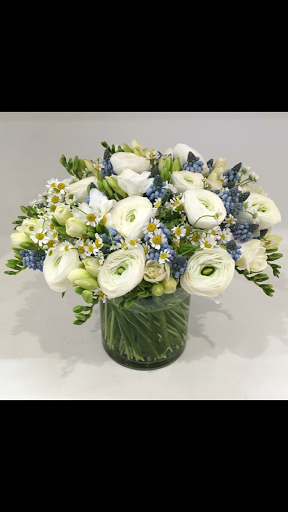 Florist «Flowers and Flowers by Adam Manjuck», reviews and photos, 876 Post Rd, Darien, CT 06820, USA