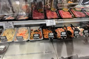 Oki's Seafood Corner Foodland image