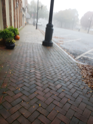 Running Store «Dragonfly Running Company, LLC», reviews and photos, 10 Lagrange St, Newnan, GA 30263, USA