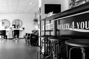 Beauty 4 You HAIR | Dé kapper in Wormerveer image