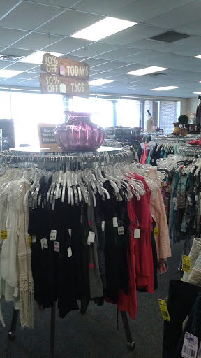 Thrift Store «Discover Goodwill West Retail Center», reviews and photos