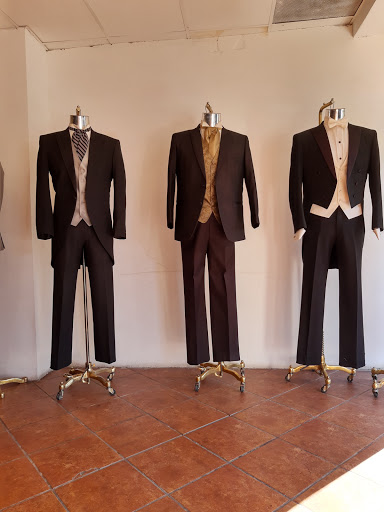 D'Rosel Tuxedo Rental