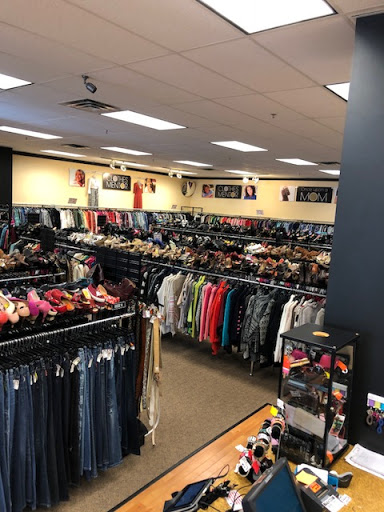 Used Clothing Store «Clothes Mentor», reviews and photos, 10150 Hudson Rd #152, Woodbury, MN 55129, USA