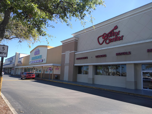 Shopping Mall «Horizon Park Shopping Center», reviews and photos, 3904 W Hillsborough Ave, Tampa, FL 33614, USA