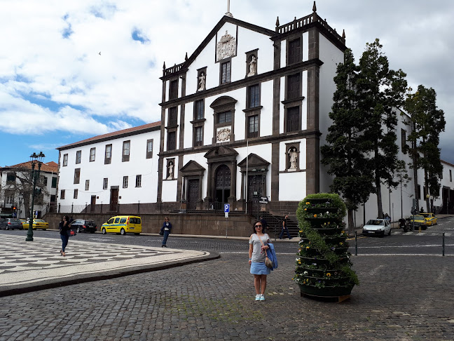 Europa - Exploração De Centros Comerciais Lda - Funchal