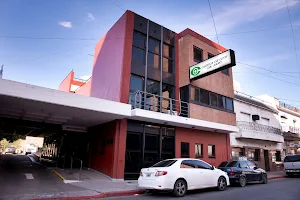 Dr. Nano Eye Clinic Morón image