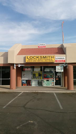 Locksmith «35th Avenue Lock and Key Shop», reviews and photos, 12450 N 35th Ave #30, Phoenix, AZ 85029, USA