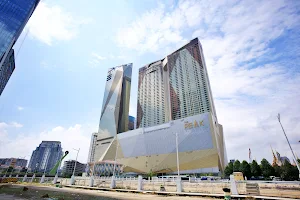 The PeAk Residences Tower 1 & 2 image