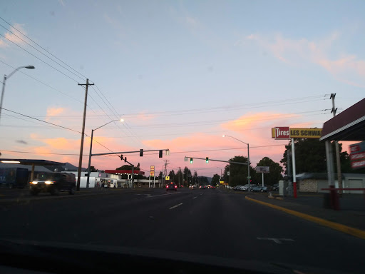 Grocery Store «Safeway», reviews and photos, 1540 Main St, Sweet Home, OR 97386, USA