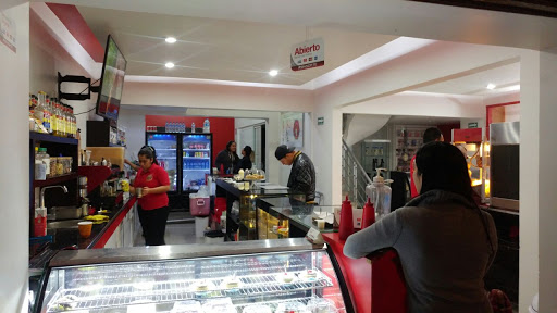Cafetería & Pastelería Bariloche en Acámbaro