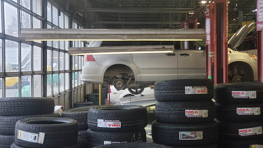 Tire Shop «Mavis Discount Tire», reviews and photos, 44 NY-22, Pawling, NY 12564, USA