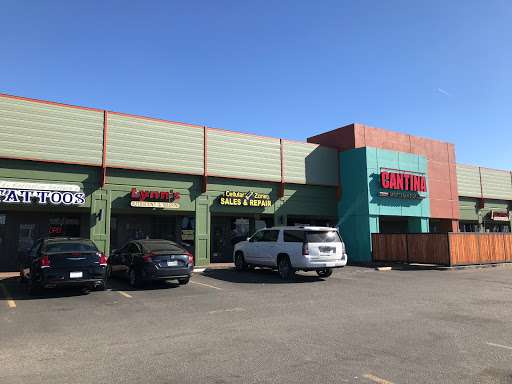 Cell Phone Store «Cellular Zone - Sales & Repair», reviews and photos, 6565 Babcock Rd, San Antonio, TX 78249, USA