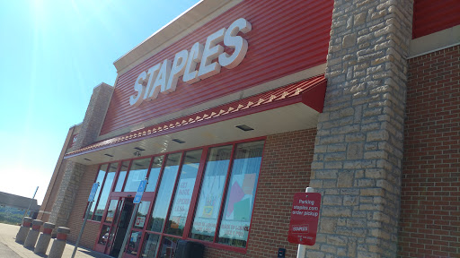 Office Supply Store «Staples», reviews and photos, 400 Cross Roads Blvd, Cold Spring, KY 41076, USA