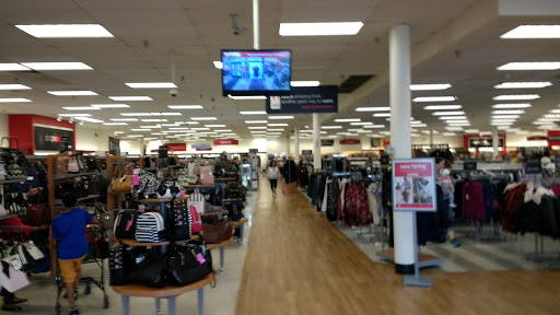 Department Store «T.J. Maxx», reviews and photos, 330 Connecticut Ave, Norwalk, CT 06854, USA