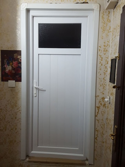 PVC Pimapen ve sineklik Alüminyum doğrama çelik kapı iç odaları