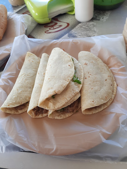 El Guero Tacos Y Tortas De Barbacoa