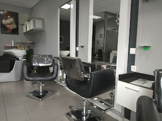 Wela Salon de coiffure mixtes Barbiers