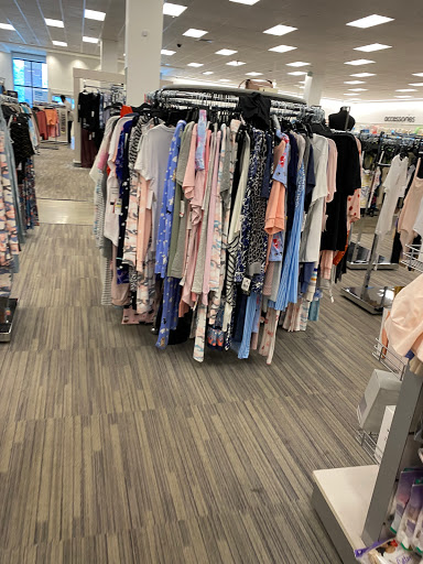 Department Store «Nordstrom Rack Perimeter Expo», reviews and photos, 1201 Hammond Dr NE, Dunwoody, GA 30346, USA