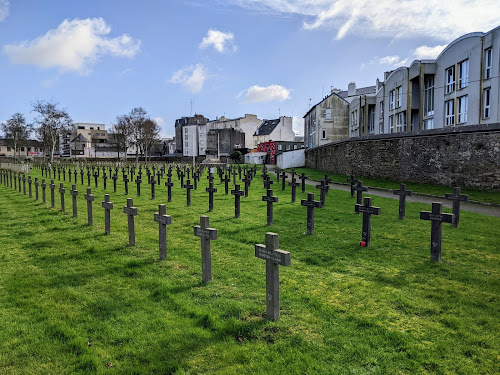 german military cemetery (kerfautras, Brest) à Brest