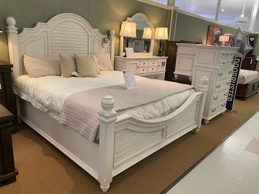 Furniture Store «Value City Furniture», reviews and photos, 37001 Warren Rd, Westland, MI 48185, USA