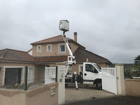 Renov Toiture charpente et couverture nettoyage et demoussage de votre toiture