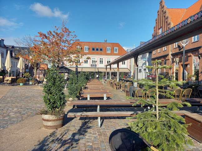 Kommentarer og anmeldelser af Cafe Vi2